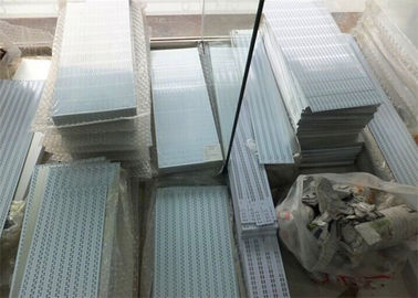 太陽エネルギー銀行回路の金属の中心PCBの製造業者MCPCB力銀行サーキット ボード サプライヤー