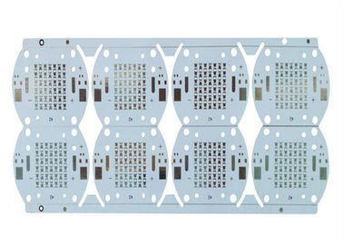 5052 Alu PCBはライトPCB車の回転信号PCBの金属の中心PCBの製造業者を導きました サプライヤー